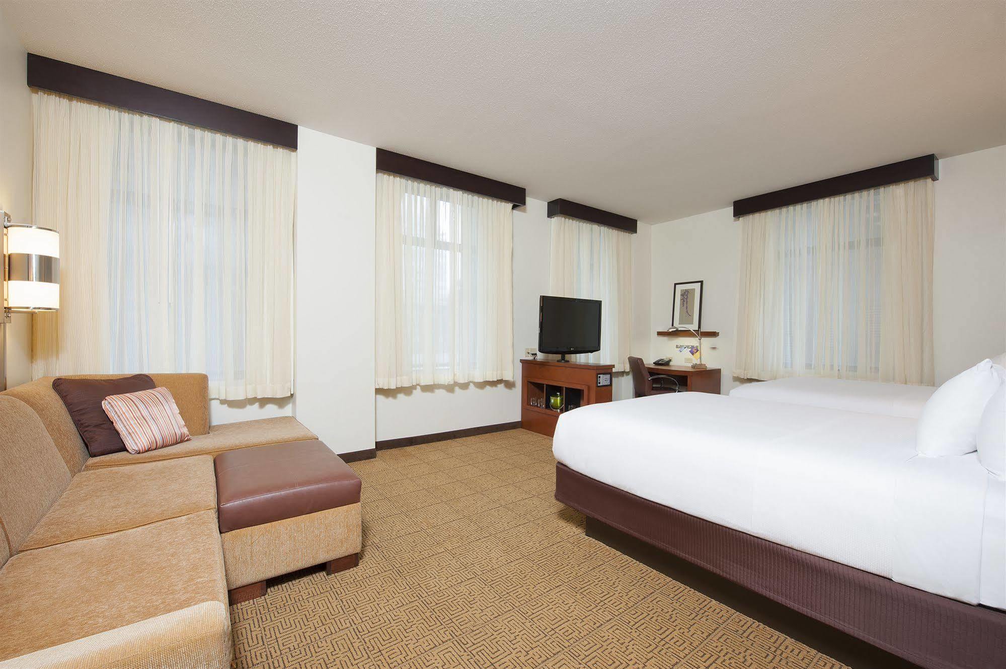 Hyatt Place Des Moines Downtown Ngoại thất bức ảnh